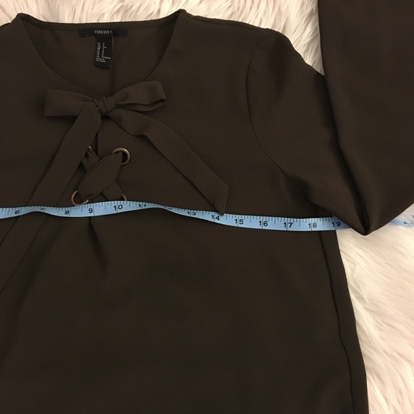 Olive green lace up top - Picture 4 of 8